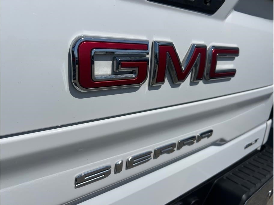 2019 GMC Sierra 1500 Crew Cab SLT Pickup 4D 6 1/2 ft